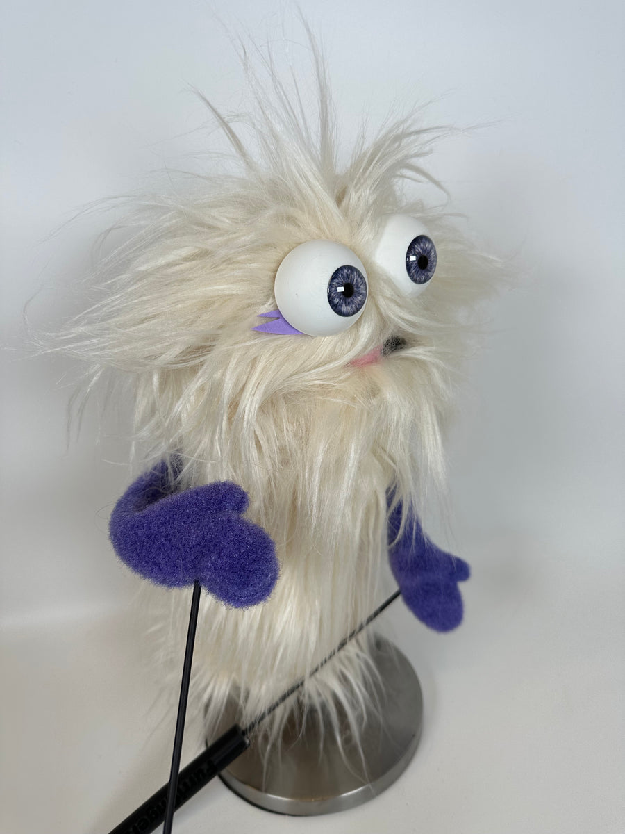 Monitor Training Puppet w/ Rods