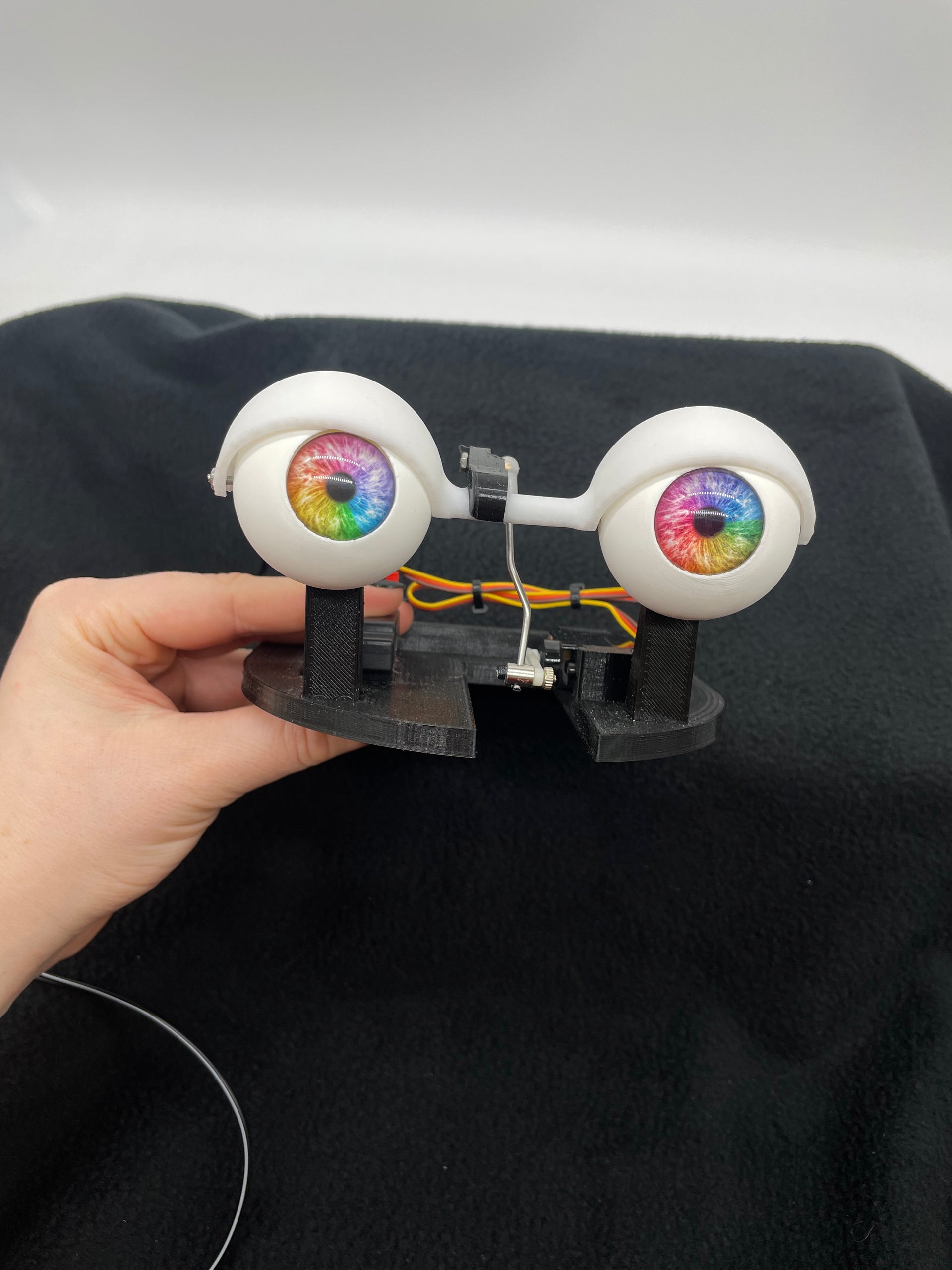 Animatronic Blinking Eyes for Puppets or Robotics